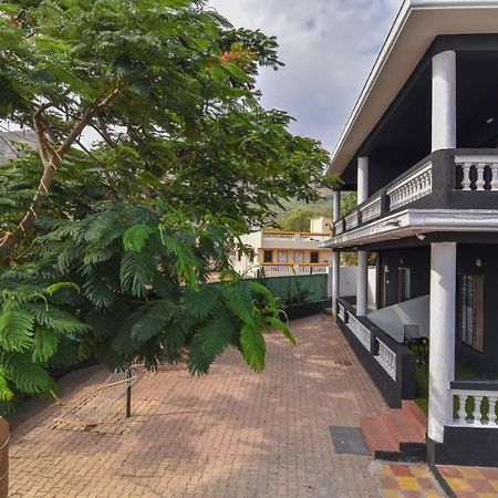 Empyrean Stay Ll 3Bhk Ll Jaguar Villa Ll Ac Ll Pvt Pool Ll Luxury Lonavala Exteriör bild